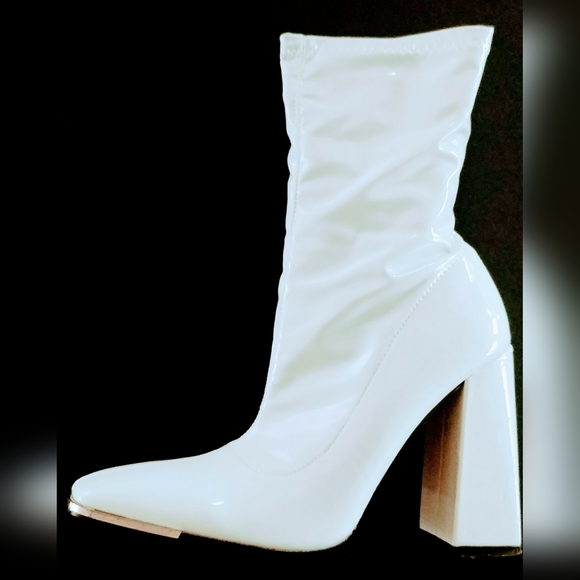 White booties - Picture 3 of 3